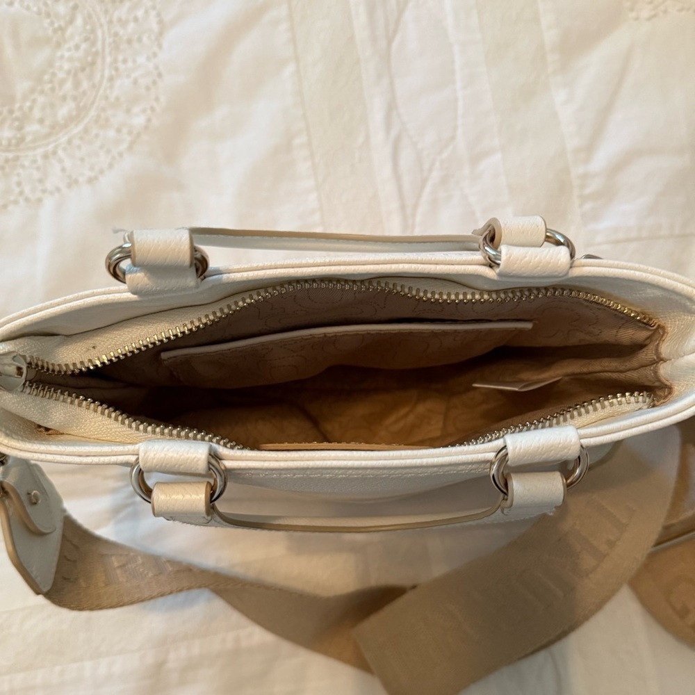 True Religion White and Tan Crossbody Bag - Picture 5 of 9